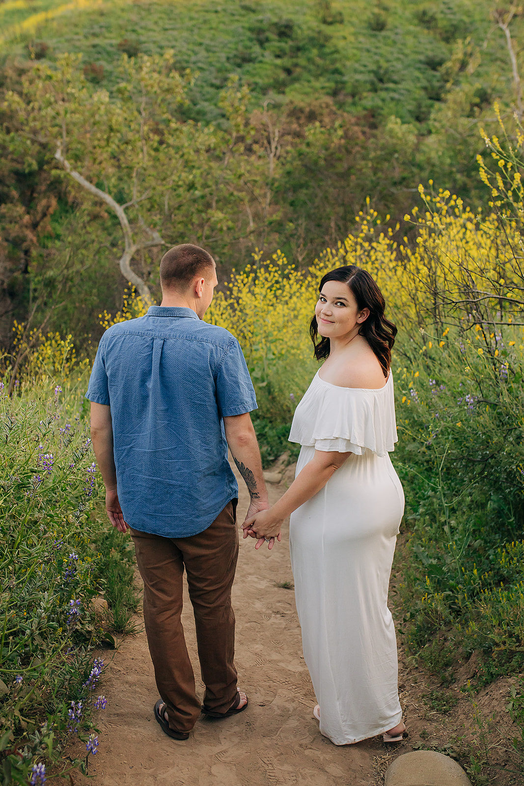 Stunning Sunset Couple Session in Malibu.
Adventure wedding and elopement photography by Wildflower Photo Co.
