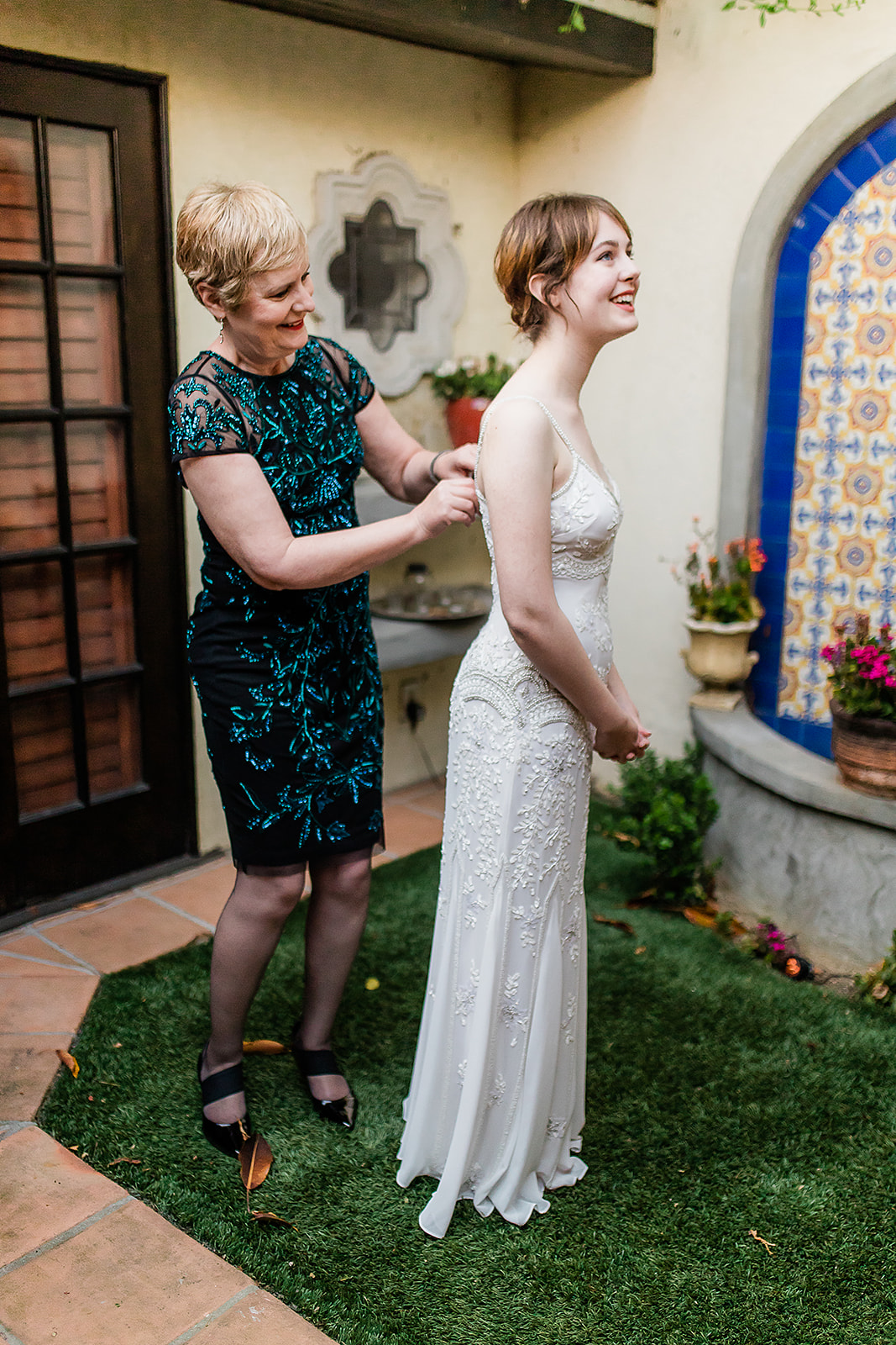 Beautiful Greenhouse Inspired Wedding at Madera Kitchen in Downtown LA
Adventure wedding and elopement photography by Wildflower Photo Co.
