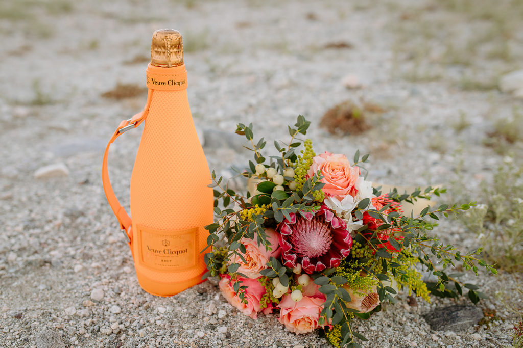 Vibrant Desert Engagement Session in Palm Springs. Adventure wedding and elopement
photography by Wildflower Photo Co.
